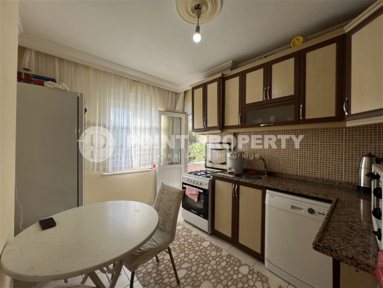 Просторная двухуровневая квартира 4+1, общей площадью 200 м2, в нескольких минутах ходьбы от центра Аланьи-id-6786-фото-3