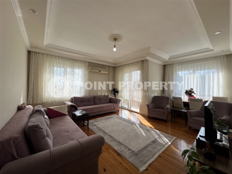 Просторная двухуровневая квартира 4+1, общей площадью 200 м2, в нескольких минутах ходьбы от центра Аланьи-id-6786-фото-4