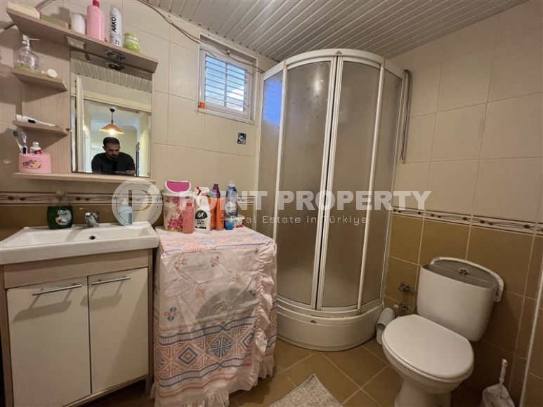 Просторная двухуровневая квартира 4+1, общей площадью 200 м2, в нескольких минутах ходьбы от центра Аланьи-id-6786-фото-11