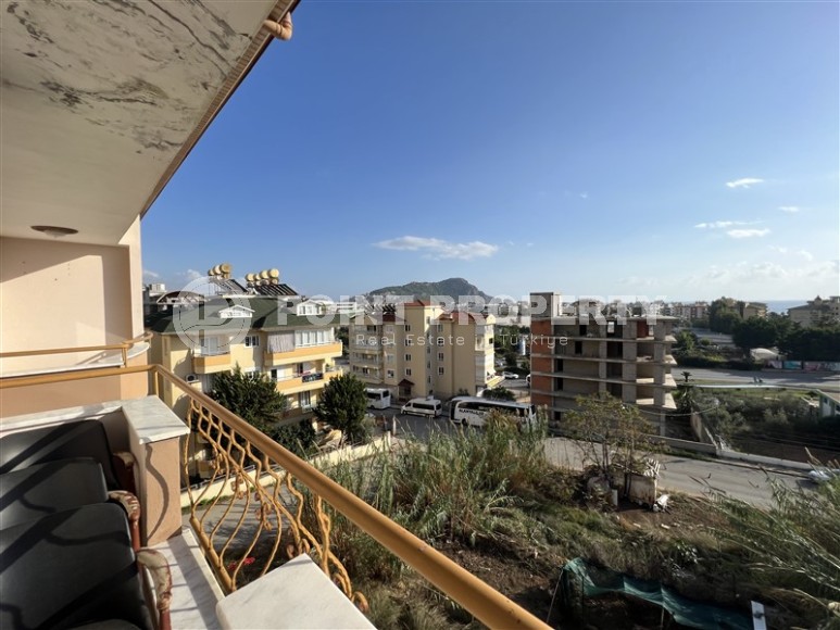 Просторная двухуровневая квартира 4+1, общей площадью 200 м2, в нескольких минутах ходьбы от центра Аланьи-id-6786-фото-16