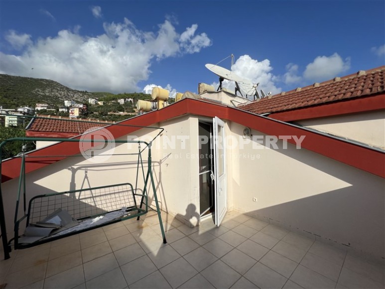 Просторная двухуровневая квартира 4+1, общей площадью 200 м2, в нескольких минутах ходьбы от центра Аланьи-id-6786-фото-17