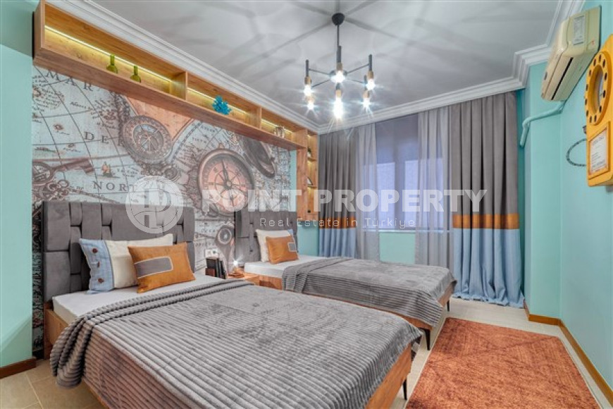 Designer two-bedroom apartment, 115m² in a cozy complex on the seafront in Mahmutlar-id-1530-photo-11