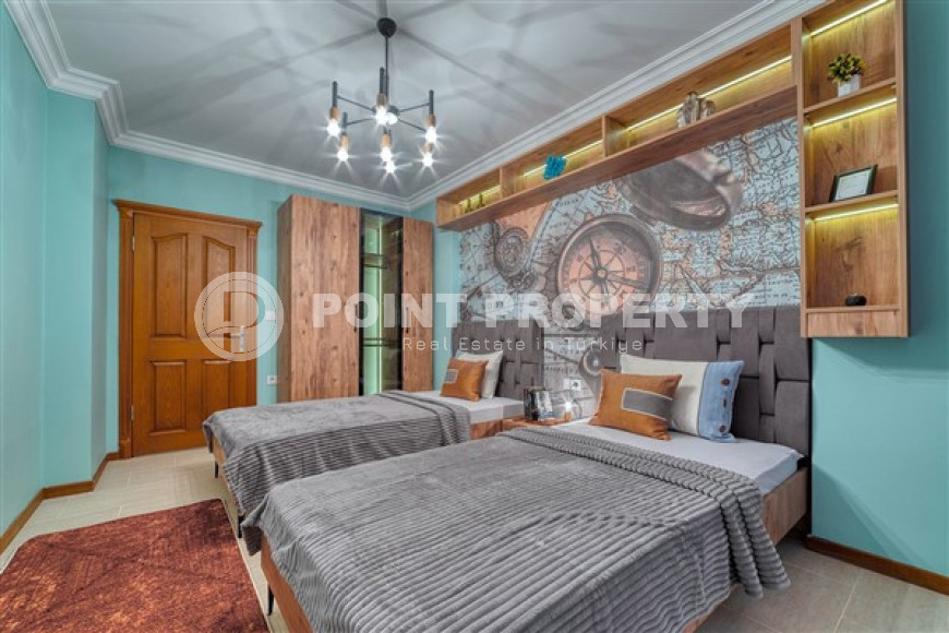 Designer two-bedroom apartment, 115m² in a cozy complex on the seafront in Mahmutlar-id-1530-photo-13