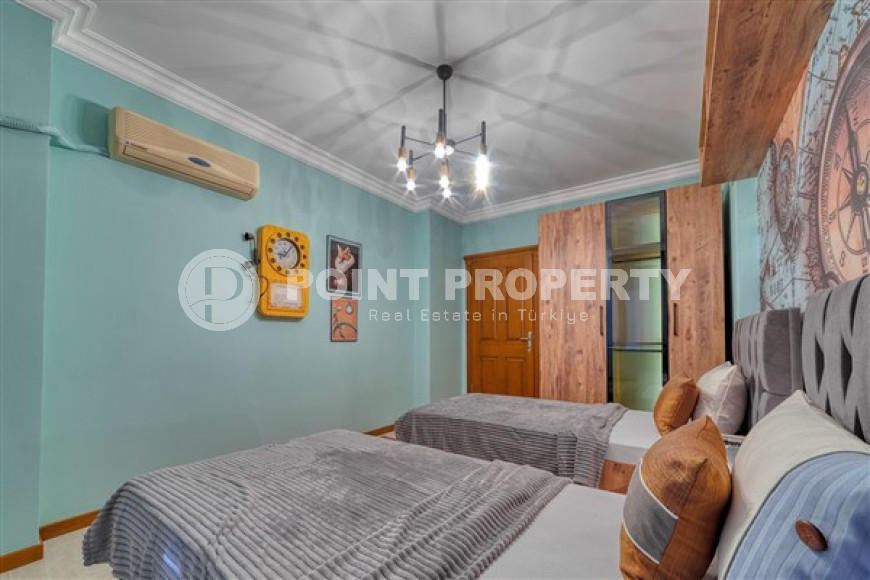 Designer two-bedroom apartment, 115m² in a cozy complex on the seafront in Mahmutlar-id-1530-photo-15