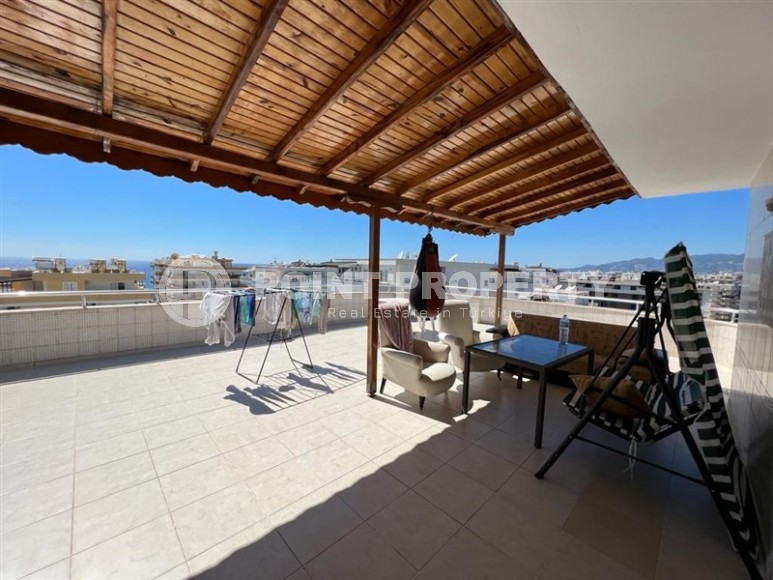 Panoramic duplex apartment with sea views, on the 10th floor with attic, in the center of Mahmutlar-id-6809-photo-13