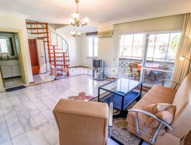 Двухуровневая квартира 1+1, общей площадью 75 м2, на 4-м этаже с мансардой в центре Аланьи-id-6813-фото-2