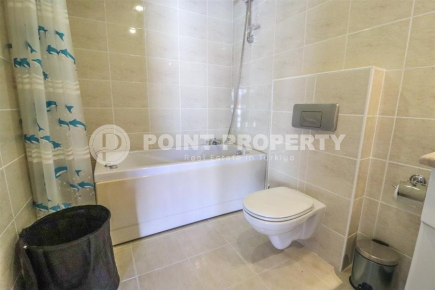 Двухуровневая квартира 1+1, общей площадью 75 м2, на 4-м этаже с мансардой в центре Аланьи-id-6813-фото-6