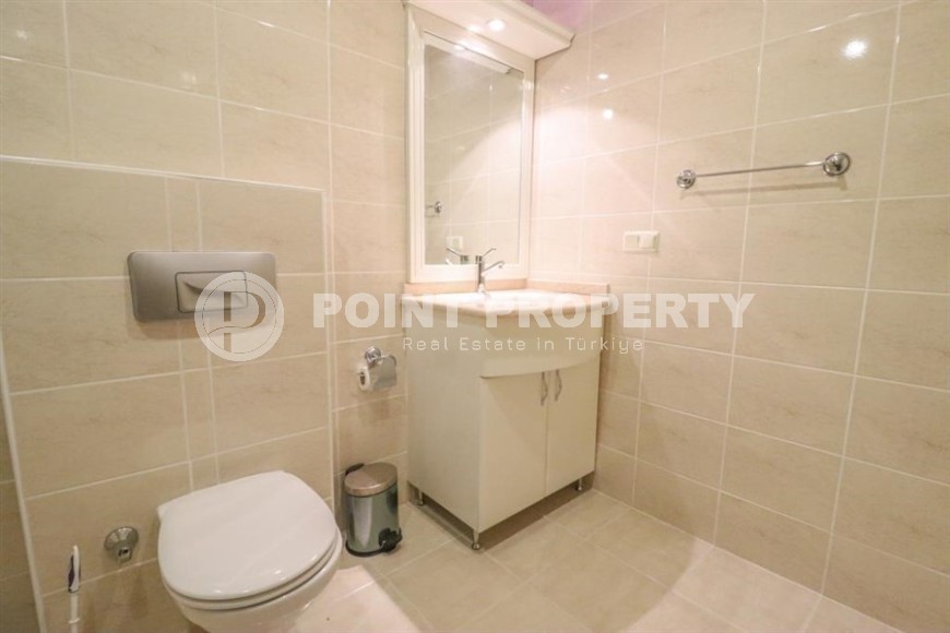 Двухуровневая квартира 1+1, общей площадью 75 м2, на 4-м этаже с мансардой в центре Аланьи-id-6813-фото-8