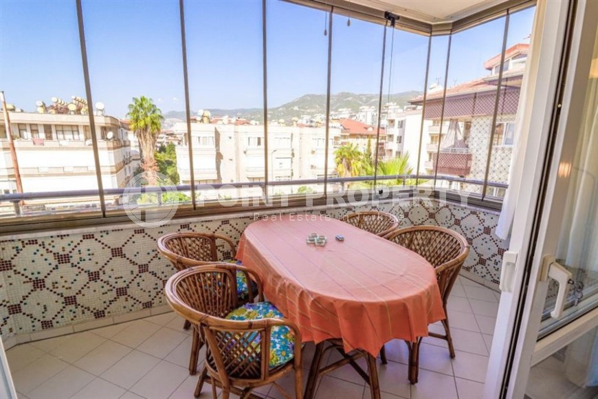 Двухуровневая квартира 1+1, общей площадью 75 м2, на 4-м этаже с мансардой в центре Аланьи-id-6813-фото-9