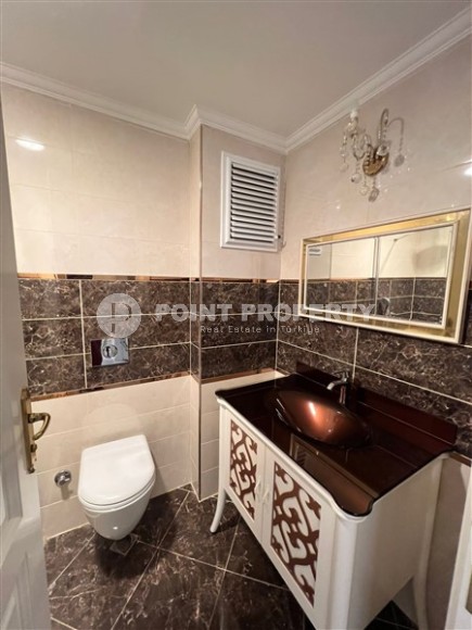 Стильная квартира с новым ремонтом, современной мебелью и бытовой техникой, на первой линии от моря, в центре района Оба-id-6815-фото-4