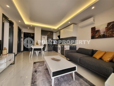 Квартира с современным дизайном, мебелью и новой бытовой техникой, в 850 метрах от моря, в центре Аланьи-id-6818-фото-3