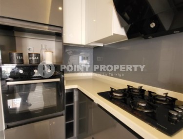 Квартира с современным дизайном, мебелью и новой бытовой техникой, в 850 метрах от моря, в центре Аланьи-id-6818-фото-5