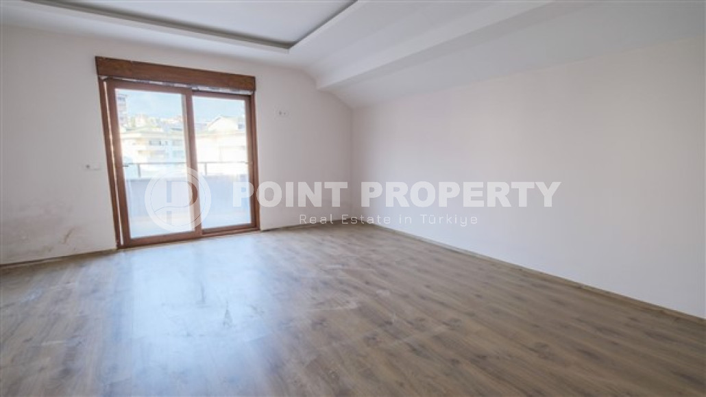 Five-room penthouse, 230m² with mountain views in a complex with a swimming pool in Cikcilli, Alanya-id-1533-photo-12