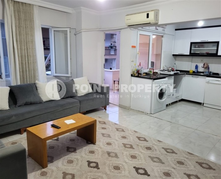 Affordable 2+1 apartment, on an area of 100 m2, in a building built in 2000, in the center of Oba district-id-6821-photo-1