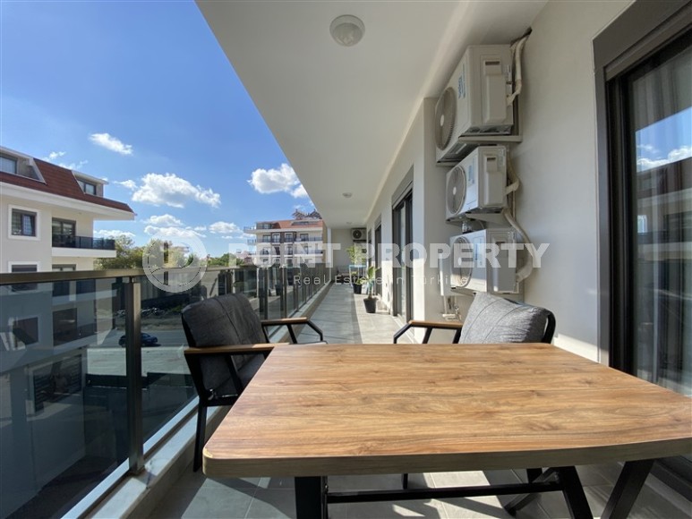 Modern apartment with furniture and household appliances, one and a half kilometers from the sea, in the picturesque area of Alanya - Hasbahce-id-6826-photo-12