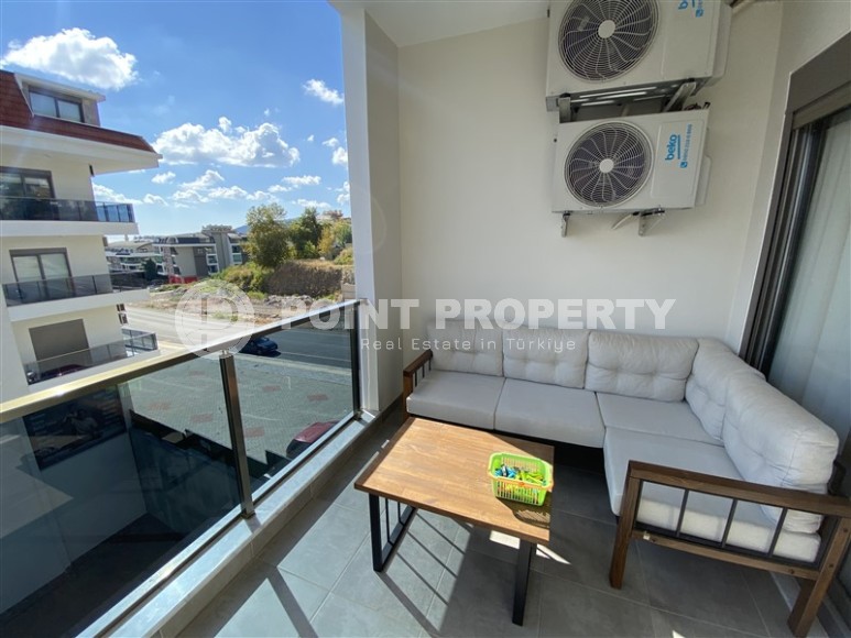 Modern apartment with furniture and household appliances, one and a half kilometers from the sea, in the picturesque area of Alanya - Hasbahce-id-6826-photo-13