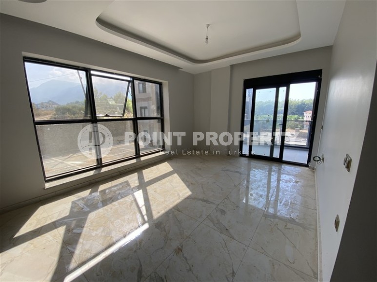 New apartment with fine finishing, on the 1st floor in a residential complex at the final stage of construction-id-6827-photo-3