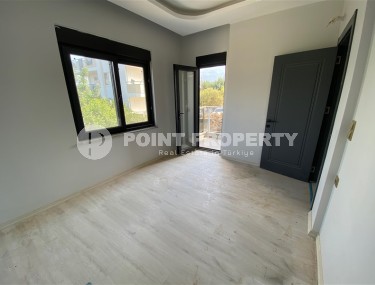 New apartment with fine finishing, on the 1st floor in a residential complex at the final stage of construction-id-6827-photo-4