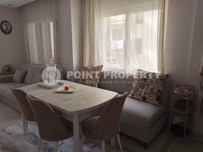 Affordable apartment with furniture and household appliances, in the center of the popular area of Alanya - Mahmutlar-id-6830-photo-3