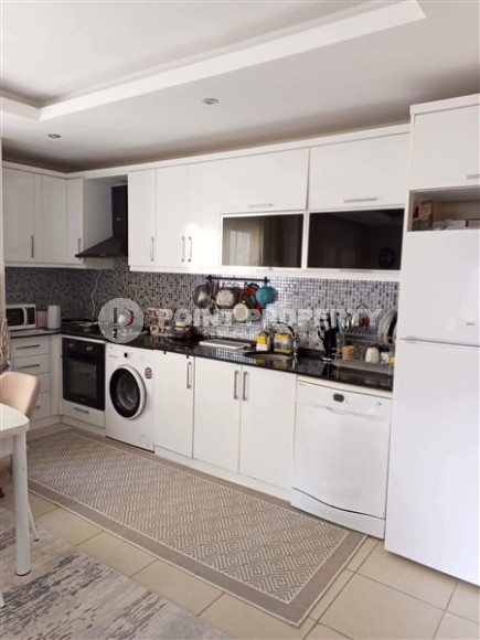 Affordable apartment with furniture and household appliances, in the center of the popular area of Alanya - Mahmutlar-id-6830-photo-5