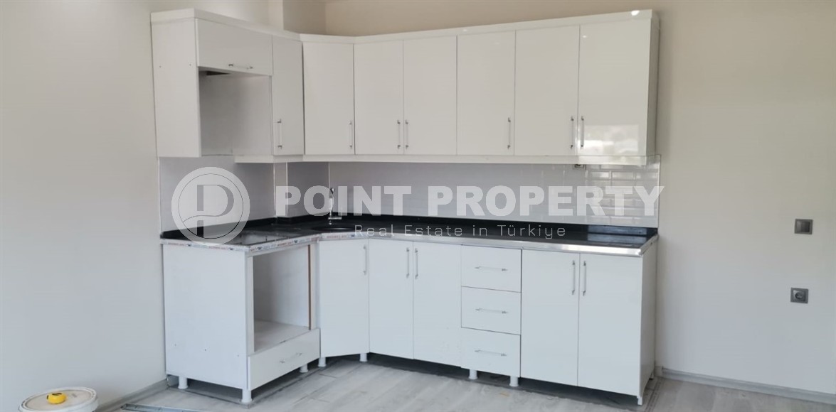 Compact new apartment with fine finishing, on the 1st floor in a residence commissioned in 2023-id-6832-photo-2