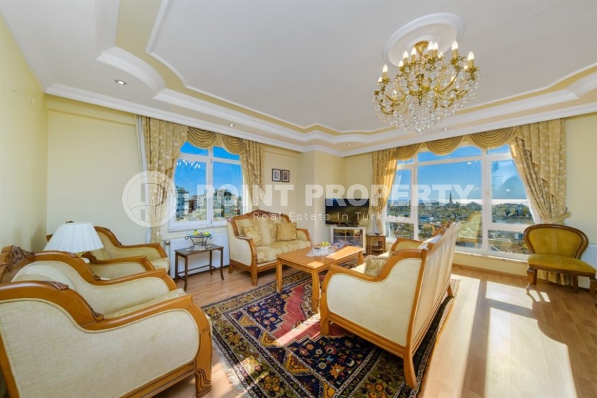 Атмосферная квартира с панорамным видом на море, на 6-м этаже в 600 метрах от знаменитого пляжа Клеопатры-id-6837-фото-1