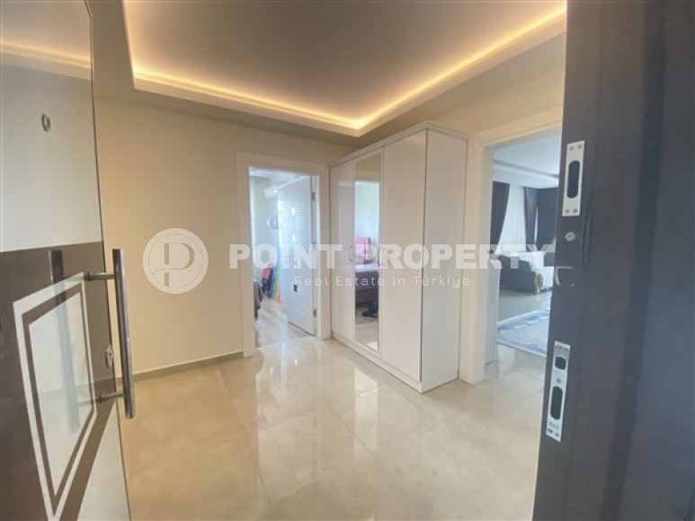 Furnished view apartment 3+1, 140m², in an elite complex in Mahmutlar, Alanya-id-1536-photo-4