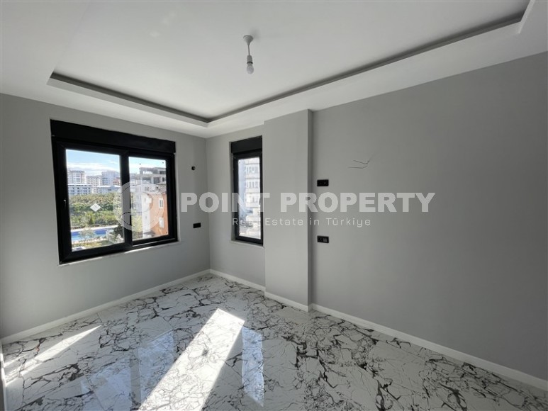 New apartment in a nice low-rise residential complex, 950 meters from the sea-id-6852-photo-4