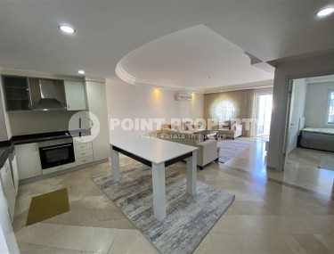 Комфортабельная квартира с мебелью и бытовой техникой, на 10-м этаже, в центре района Махмутлар-id-6855-фото-3