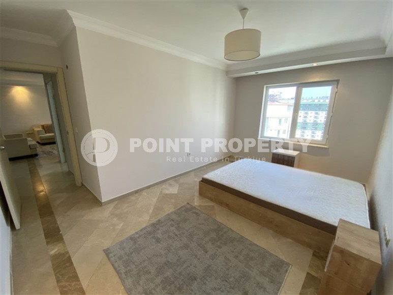Comfortable apartment with furniture and household appliances, on the 10th floor, in the center of Mahmutlar district-id-6855-photo-6