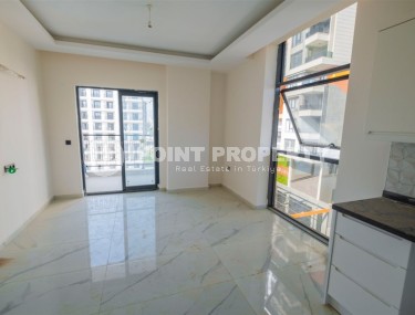 A small new apartment with a fine finish in a comfortable residential complex, commissioned in 2023-id-6858-photo-4