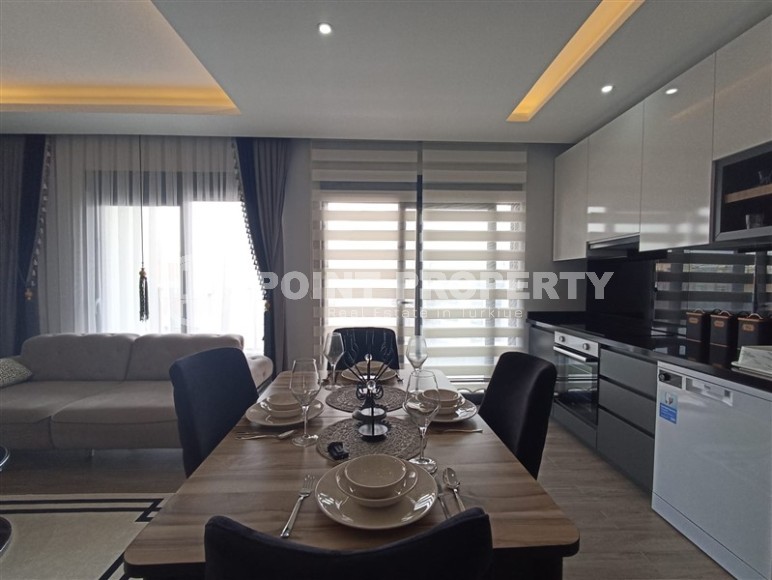 Duplex apartment on the 6th floor with an attic 300 meters from the sea, in the center of Mahmutlar-id-6859-photo-5