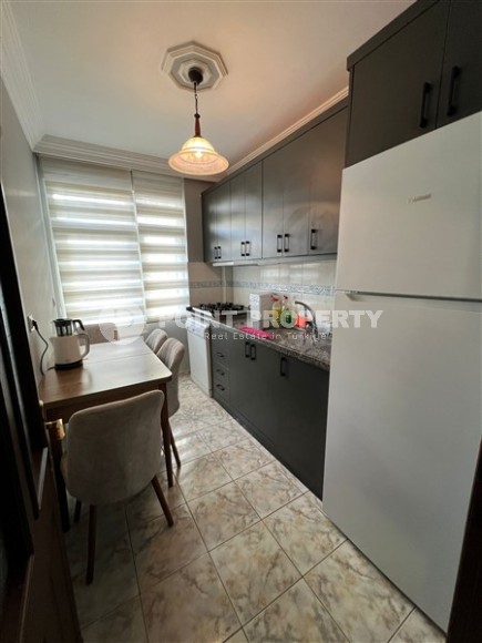 Affordable apartment with furniture and household appliances, on the 1st floor, 850 meters from the sea-id-6860-photo-2