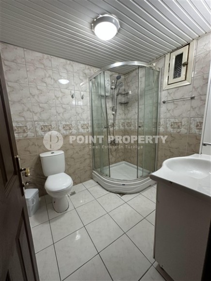 Affordable apartment with furniture and household appliances, on the 1st floor, 850 meters from the sea-id-6860-photo-7