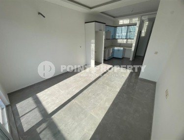 Небольшая квартира с чистовой отделкой на 2-м этаже, в резиденции 2022 года постройки-id-6868-фото-2