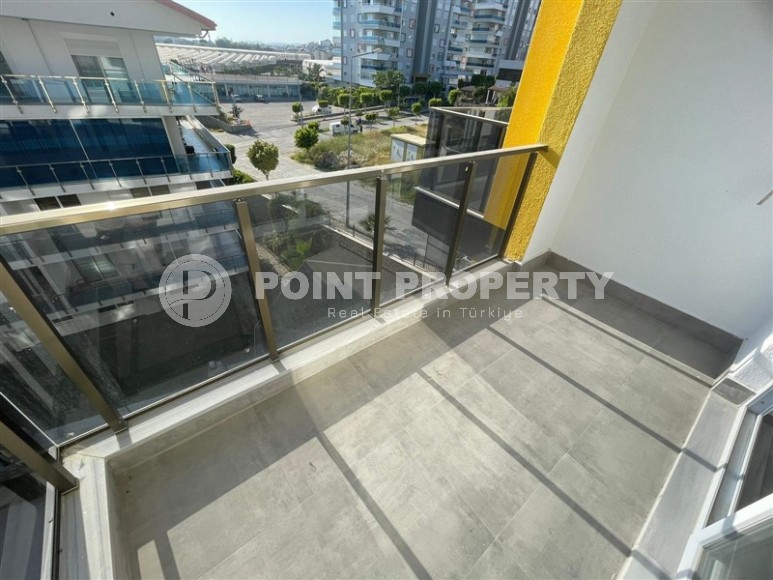 Небольшая квартира с чистовой отделкой на 2-м этаже, в резиденции 2022 года постройки-id-6868-фото-9