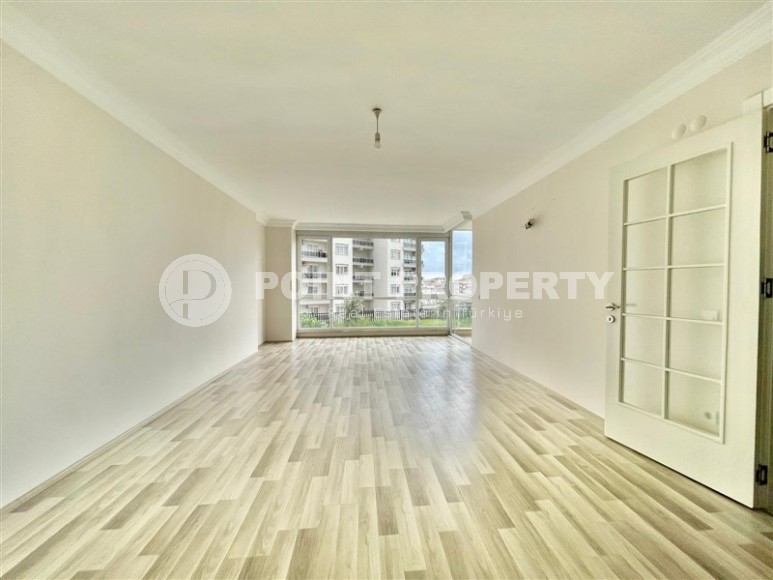 Spacious 2+1 apartment with a total area of 120 m2, in a comfortable, quiet area of Alanya - Cikcilli-id-6873-photo-2