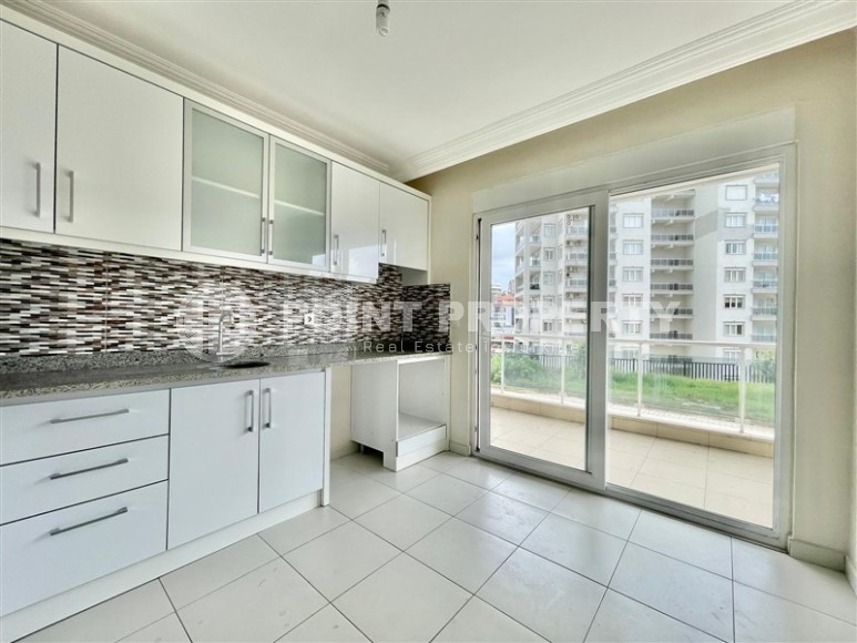 Spacious 2+1 apartment with a total area of 120 m2, in a comfortable, quiet area of Alanya - Cikcilli-id-6873-photo-3