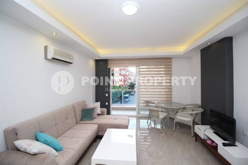 Compact apartment with high-quality renovation, modern furniture and household appliances, in the center of Mahmutlar district-id-6879-photo-2