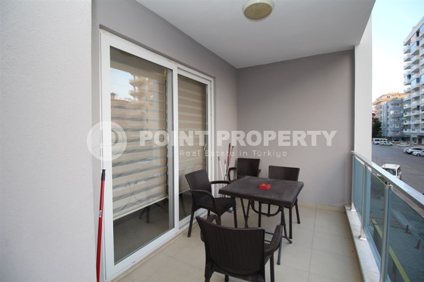 Compact apartment with high-quality renovation, modern furniture and household appliances, in the center of Mahmutlar district-id-6879-photo-8