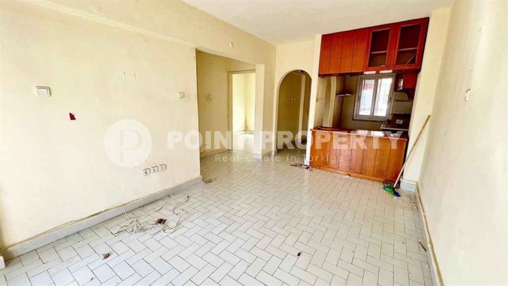 Inexpensive apartment with a convenient location 400 meters from the sea, in the center of Mahmutlar-id-6880-photo-3