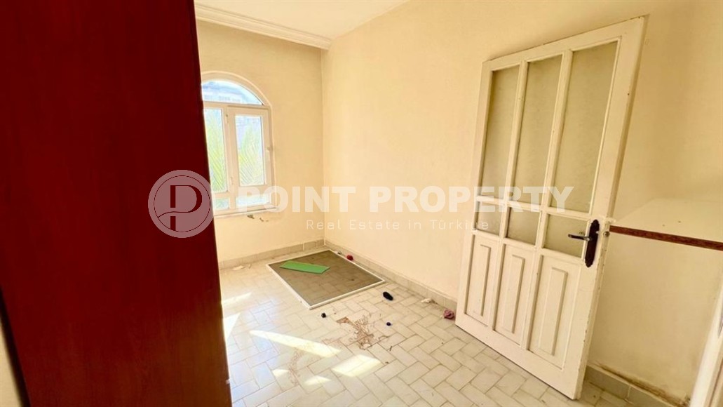 Inexpensive apartment with a convenient location 400 meters from the sea, in the center of Mahmutlar-id-6880-photo-6