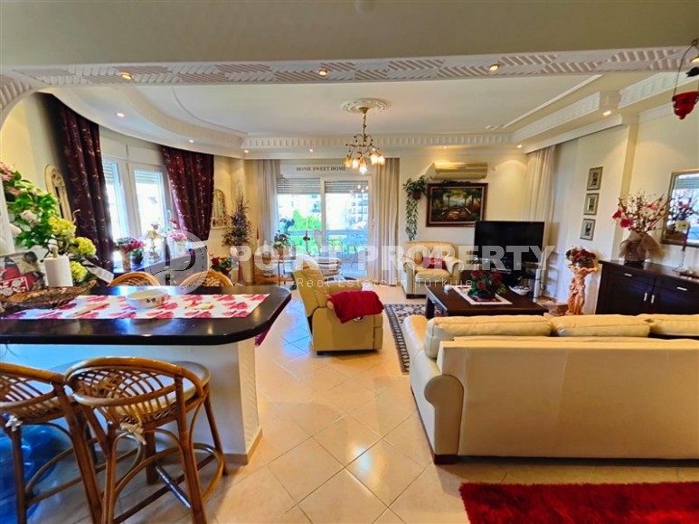 Furnished apartment 2+1 250 meters from the sea, in the center of the popular area of Alanya - Lower Oba-id-6881-photo-1