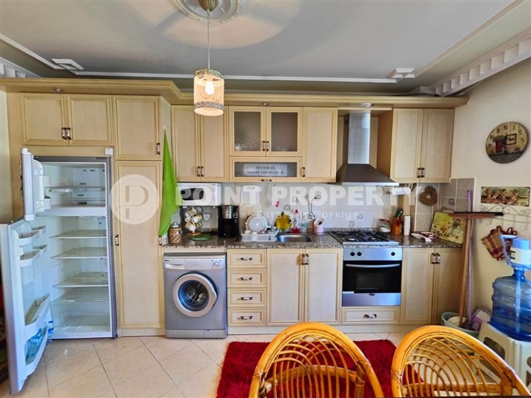 Furnished apartment 2+1 250 meters from the sea, in the center of the popular area of Alanya - Lower Oba-id-6881-photo-5
