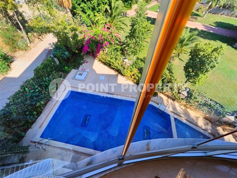 Furnished apartment 2+1 250 meters from the sea, in the center of the popular area of Alanya - Lower Oba-id-6881-photo-12