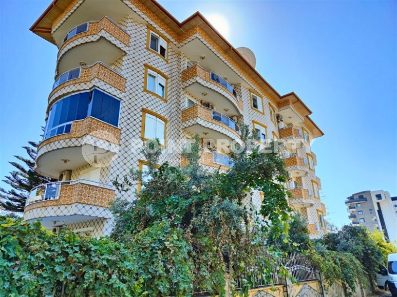 Furnished apartment 2+1 250 meters from the sea, in the center of the popular area of Alanya - Lower Oba-id-6881-photo-15