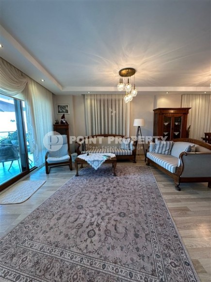 Двухуровневая квартира с видом на море и гору Кале, в престижном районе Аланьи - Хасбахче-id-6884-фото-3