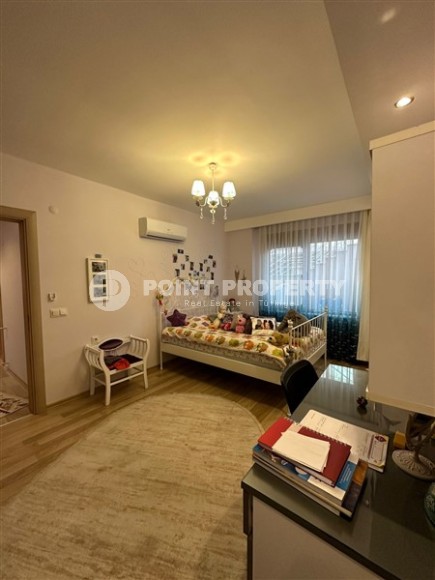 Двухуровневая квартира с видом на море и гору Кале, в престижном районе Аланьи - Хасбахче-id-6884-фото-14