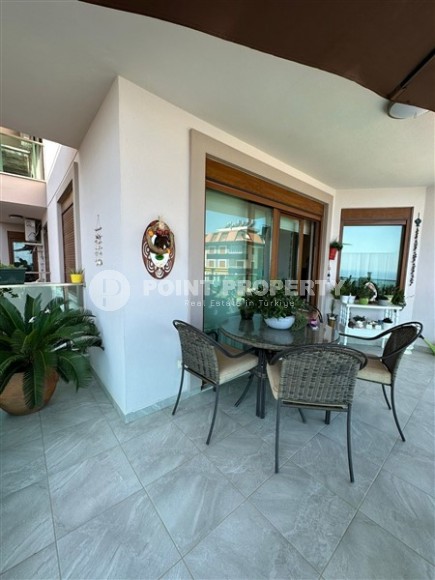 Двухуровневая квартира с видом на море и гору Кале, в престижном районе Аланьи - Хасбахче-id-6884-фото-24