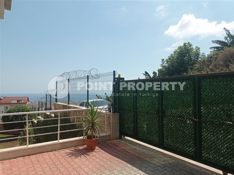Двухуровневая квартира с видом на море и гору Кале, в престижном районе Аланьи - Хасбахче-id-6884-фото-30